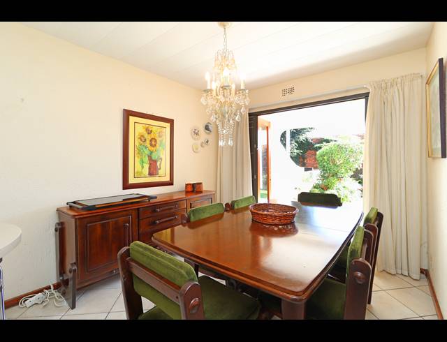 3 BEDROOM TOWNHOUSE FOR SALE IN FAIRLAND